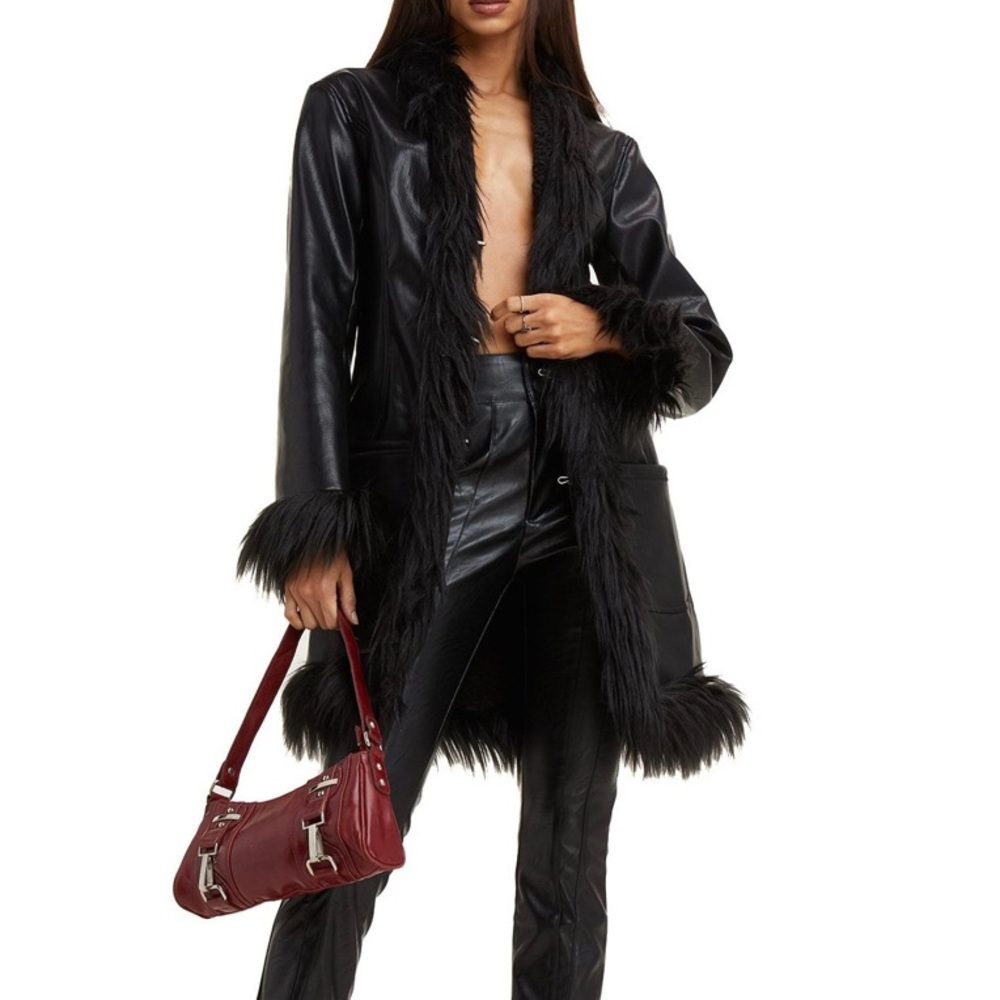 ISO: I am Gia taipan coat